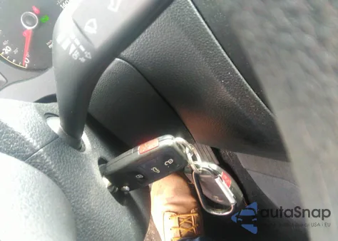 2011 Volkswagen Jetta 2.0L S z USA, uszkodzony, nr VIN 3VW2K7AJ4BM399236